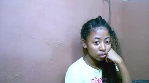 joliekah27 online show from February 25, 1:09 am