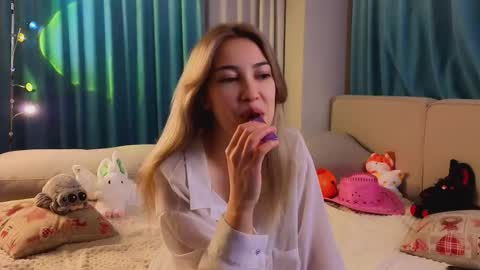 Viola online show from October 23, 11:05 am