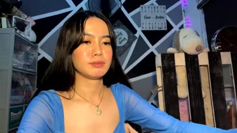 Violet online show from May 4, 2:43 pm