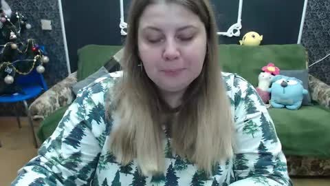 josiesun771 online show from December 9, 6:55 am