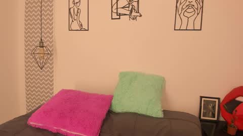 juani online show from September 8, 7:13 pm