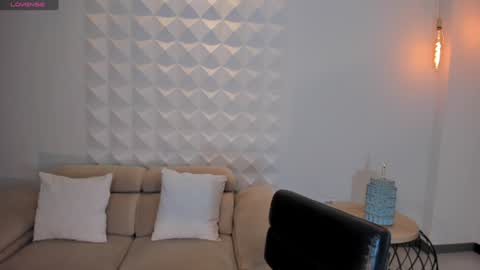 Snapshot of juanitaclay chatting on December 9, 12:08 pm Juanita Clay online show from December 9, 12:08 pm