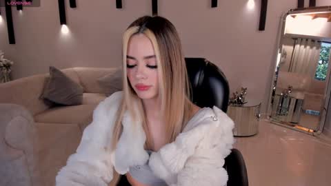 Snapshot of juanitaclay chatting on January 17, 11:49 am Juanita Clay online show from January 17, 11:49 am