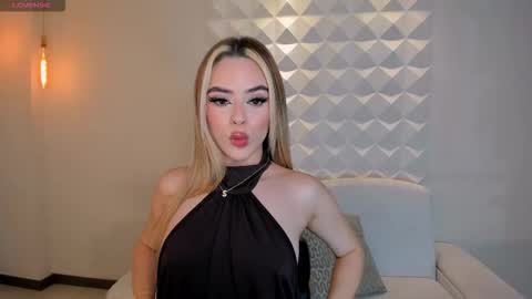 Juanita Clay online show from February 19, 7:24 pm