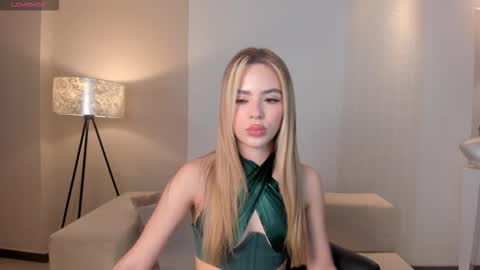 Snapshot of juanitaclay chatting on October 13, 6:32 pm Juanita Clay online show from October 13, 6:32 pm