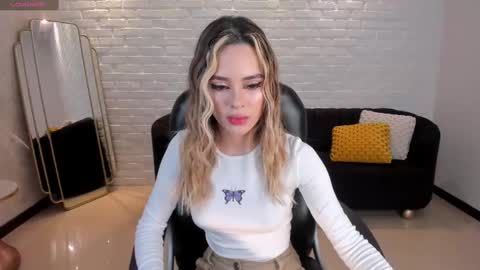 Snapshot of juanitaclay chatting on February 13, 12:43 pm Juanita Clay online show from February 13, 12:43 pm