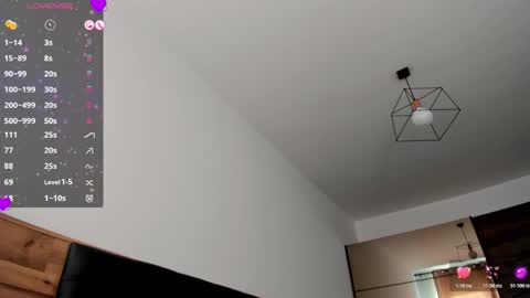 Alinna   online show from March 18, 5:45 am