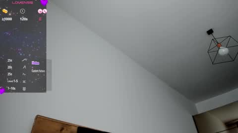 Alinna   online show from March 28, 8:36 am