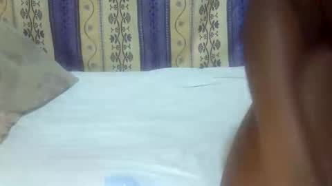 juicy_ass10 online show from April 13, 9:21 am