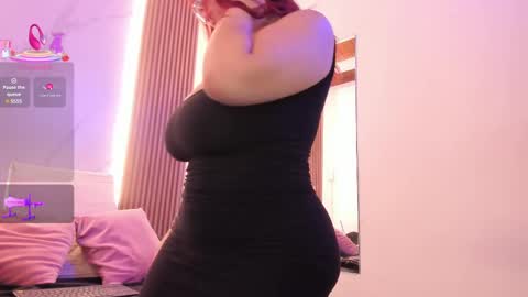 Snapshot of juicy_led_ chatting on March 7, 11:29 am Juicy online show from March 7, 11:29 am