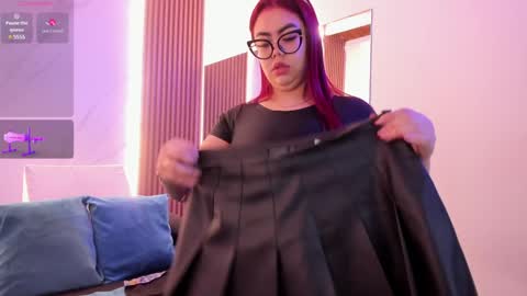 Snapshot of juicy_led_ chatting on January 27, 11:22 am Juicy online show from January 27, 11:22 am