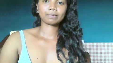 Snapshot of juicy_pretty chatting on January 14, 11:42 am stellah online show from January 14, 11:42 am