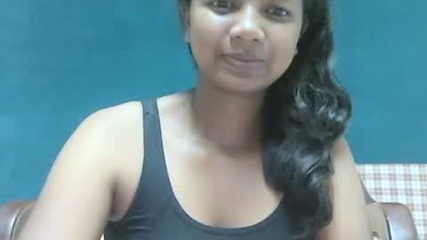 Snapshot of juicy_pretty chatting on January 13, 2:50 am stellah online show from January 13, 2:50 am