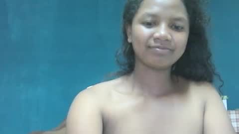 Snapshot of juicy_pretty chatting on December 30, 3:14 am stellah online show from December 30, 3:14 am