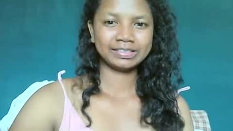 Snapshot of juicy_pretty chatting on December 21, 3:58 am stellah online show from December 21, 3:58 am