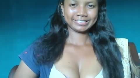 Snapshot of juicy_pretty chatting on January 7, 11:16 am stellah online show from January 7, 11:16 am