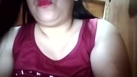 juicyliscioux26 online show from April 30, 8:52 am