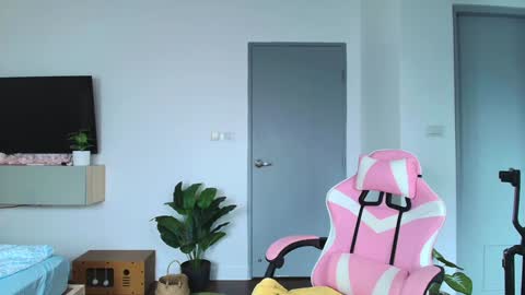 Hiya Im your sweet Lia online show from September 16, 2:30 am