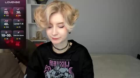 Jules online show from September 12, 1:17 am