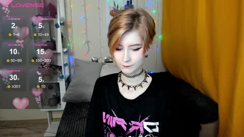 Jules online show from December 12, 1:21 am