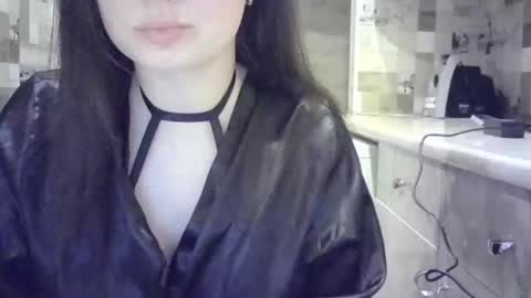 julia69009 online show from December 17, 9:05 pm