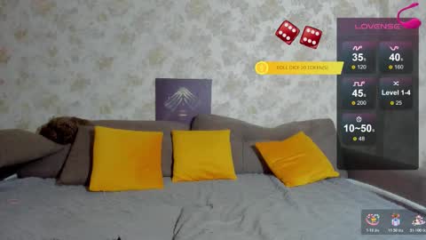 julia_giulia online show from February 23, 10:37 am