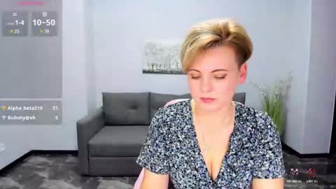 Snapshot of julia_wilsons chatting on March 9, 1:26 pm Julia online show from March 9, 1:26 pm
