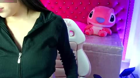 juliana_diamond_ online show from May 27, 3:03 am