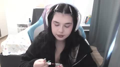 MIa online show from June 13, 9:29 am