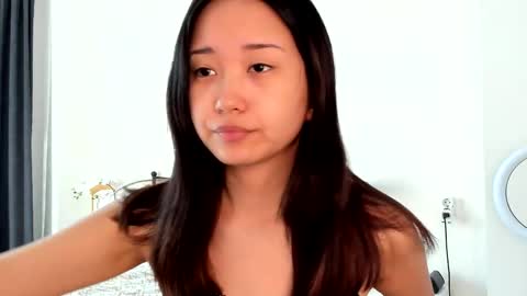 julia online show from March 8, 5:58 am