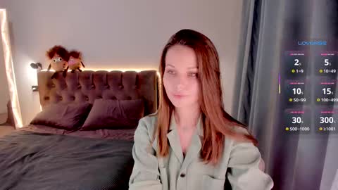 Snapshot of julie_n_jastin chatting on October 26, 12:22 pm Julie online show from October 26, 12:22 pm