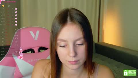 Snapshot of julieqt chatting on October 10, 6:35 pm julieqt online show from October 10, 6:35 pm