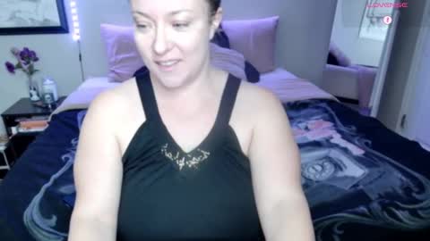 Snapshot of julimonroe chatting on February 16, 3:15 am Juli Monroe online show from February 16, 3:15 am