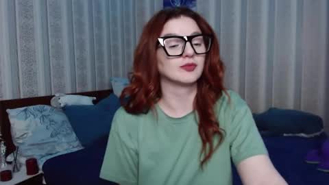 Snapshot of julithlally chatting on September 25, 2:43 am Julith online show from September 25, 2:43 am