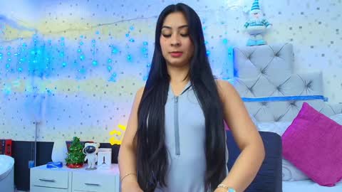 Snapshot of jullietareyes chatting on December 19, 11:50 am Julieta Reyes online show from December 19, 11:50 am