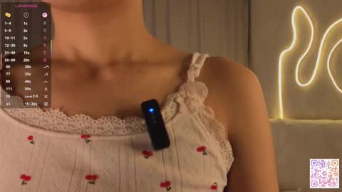 Bella online show from November 25, 6:20 pm