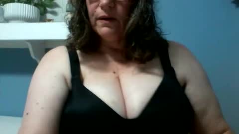 just_for_yourpleasure online show from March 3, 12:27 am