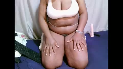 just_nana online show from December 20, 9:41 pm