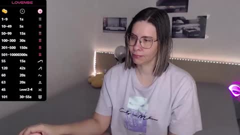 Julie online show from February 23, 5:19 am