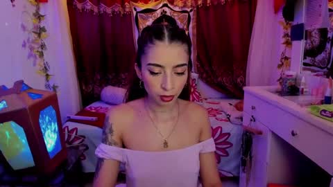 Snapshot of justmia_ chatting on January 15, 12:04 pm Mia online show from January 15, 12:04 pm