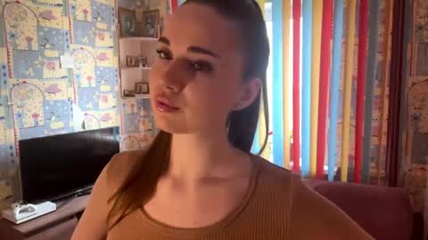 Melissa online show from May 15, 6:27 am