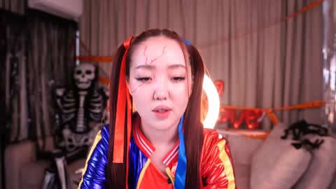 Amely online show from October 28, 4:40 am