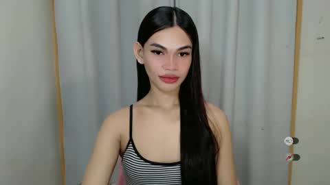 Snapshot of kaamy_dake chatting on January 15, 9:56 am KAAMY online show from January 15, 9:56 am