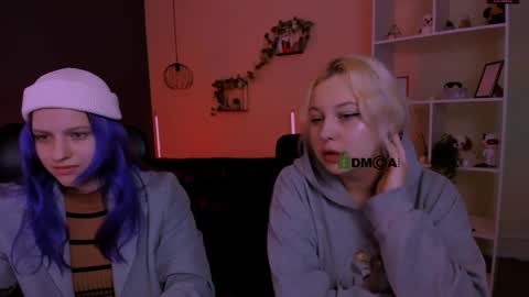 kaela_spell_ online show from March 29, 8:46 am