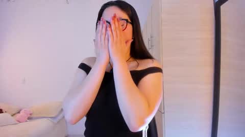 ChloeIndependient model online show from February 9, 6:10 pm