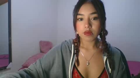Snapshot of kahelipurple chatting on December 29, 2:17 am KAHELIINDEPENDENT MODEL online show from December 29, 2:17 am