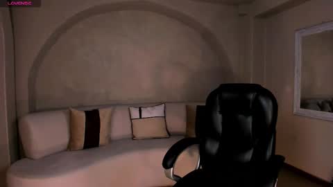 Kaia Ferreira online show from October 18, 12:30 pm