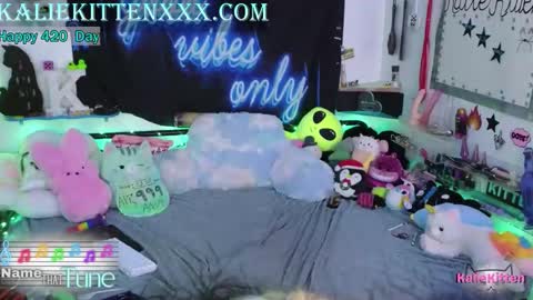 KalieKitten online show from April 21, 1:42 am