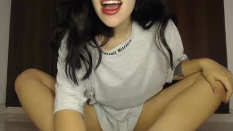 Snapshot of kalindi_ chatting on January 17, 1:13 pm ONLY FANS cami0777 FANSLY Camilabcruz777 instagram online show from January 17, 1:13 pm