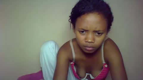 kamillah69 online show from February 15, 7:51 am